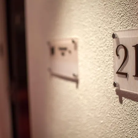 Western Urban Hotel 3*