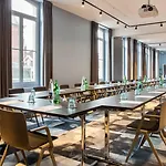 Western Urban Hotel 3*
