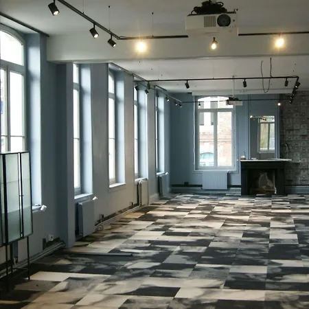 Western Urban Otel 3*
