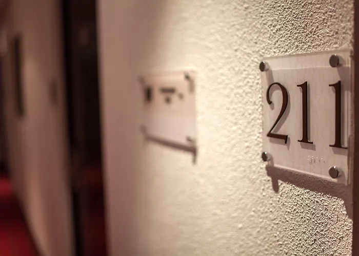 Western Urban Hotel 3*