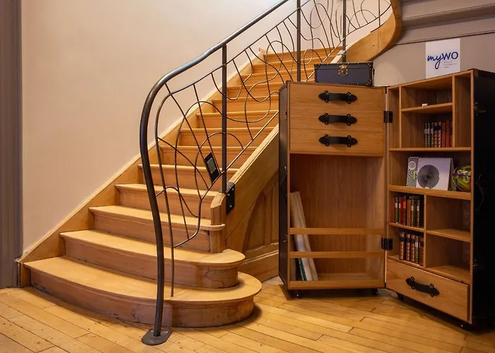 Western Urban Hotel 3*